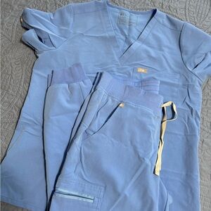 Figs Sky Blue Scrub Top